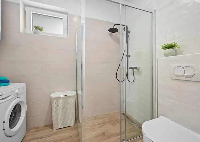 Tim & Klara - Sunny Island Apartman Cres